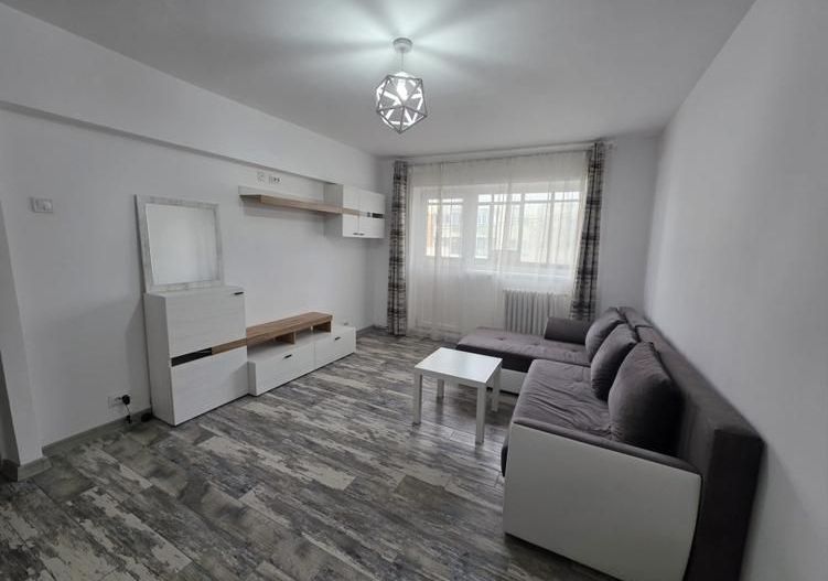 Apartament 2 camere decomandat, zona 1 Mai - Poză 1