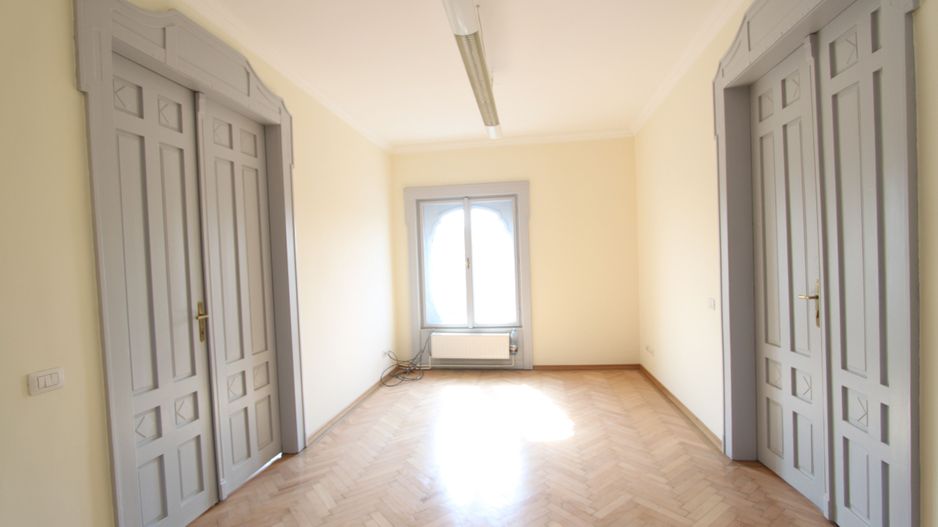 Birou ultracentral : 180 mp - Poză 24