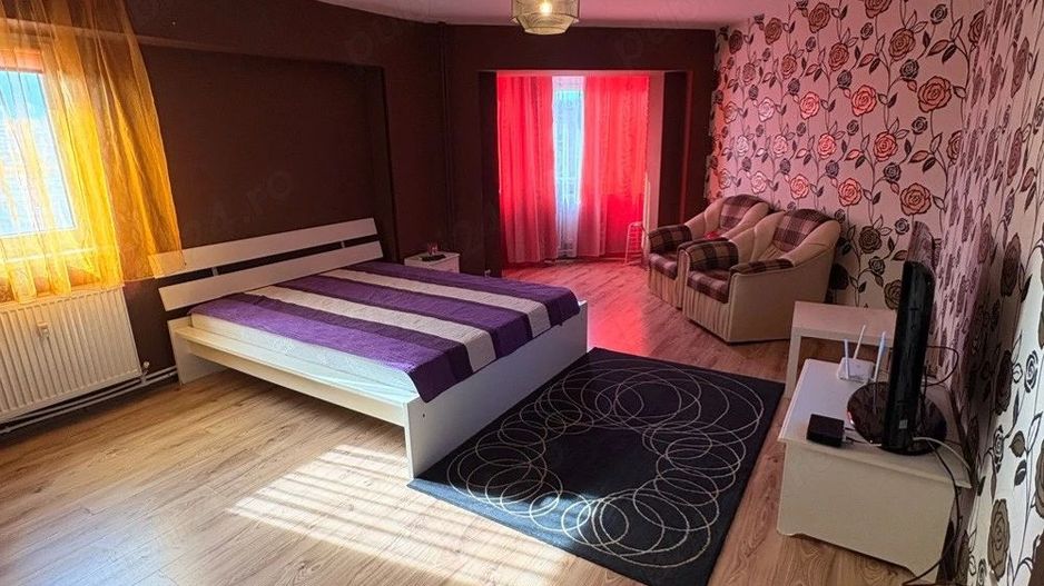 De inchiriat apartament cu o camera, Faleza, etaj 7/7, 350 euro - Poză 3