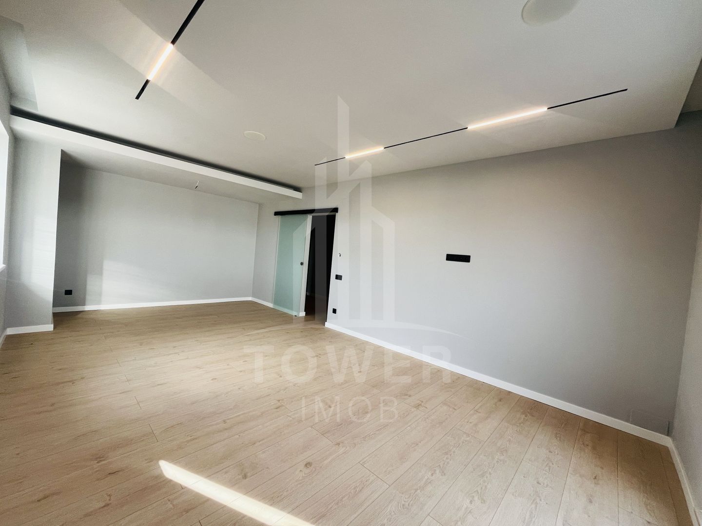 Penthouse exclusivist 3 camere - Poză 1