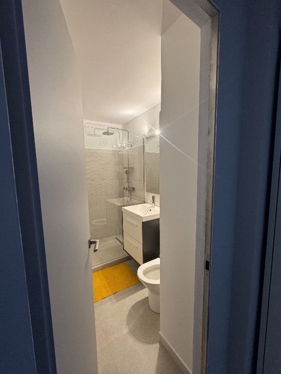 Apartament 2 camere lux, etaj 2/4, centrală proprie, Vitan - Poză 7