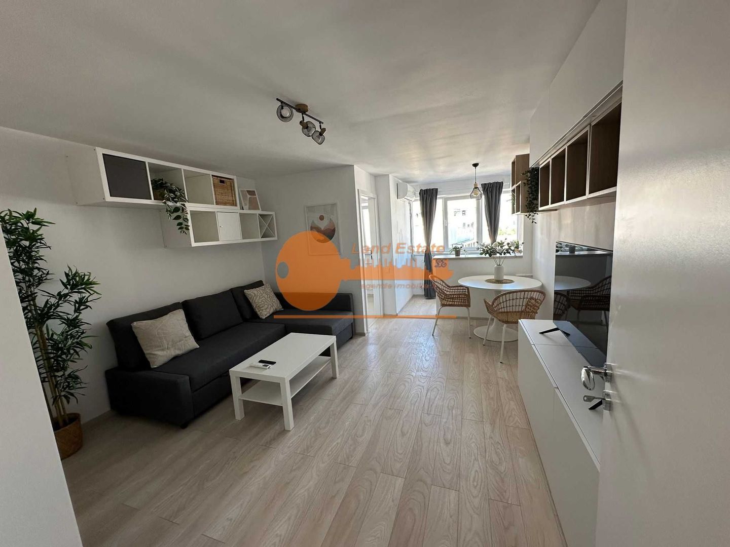 Garsonieră modernă între metrou Iancului și Obor - Poză 1