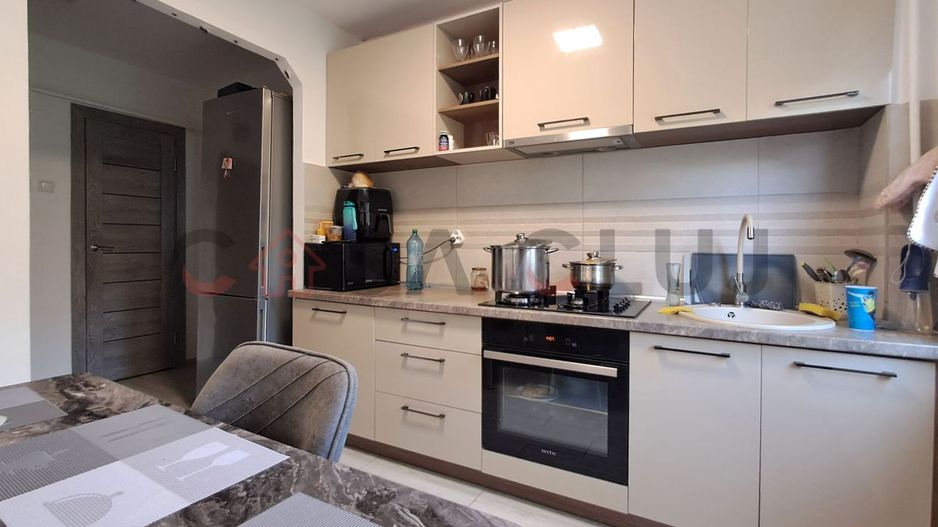 3 camere, La Cheie, Manastur zona deosebita!! - Poză 2