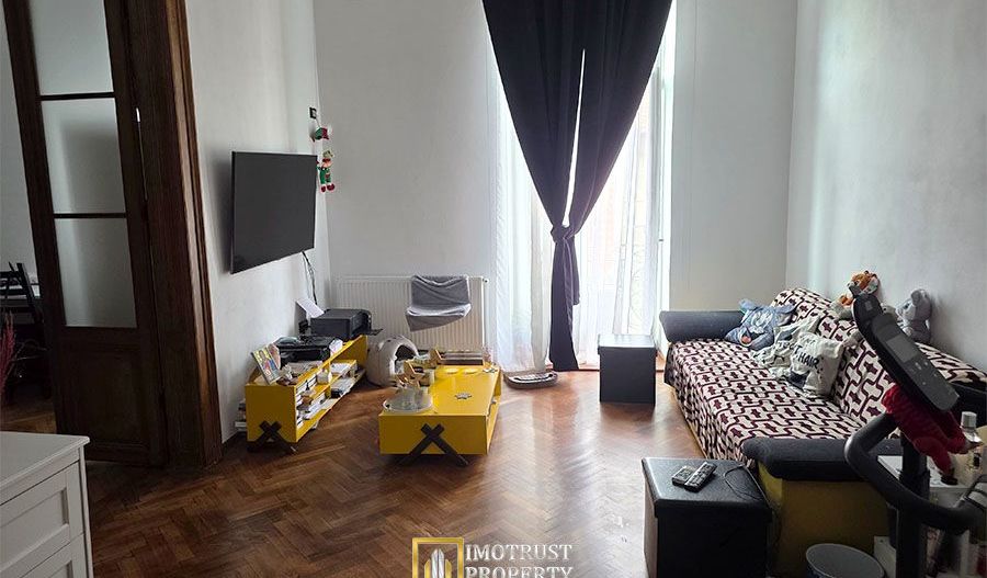 Apartament de vânzare cu tavane înalte, Arad, centru - Poză 6