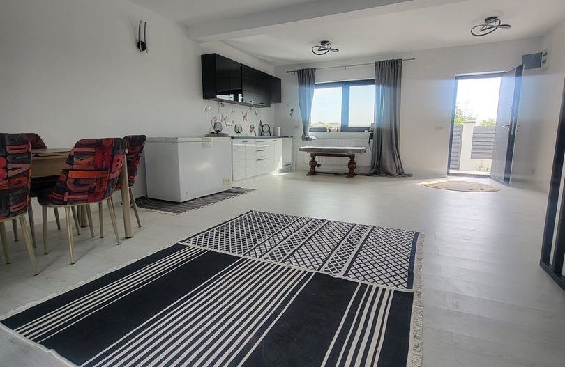 Casa Mogosoaia, constructie noua, 3 bai, zona in dezvoltare, vecini civilizati - Poză 8