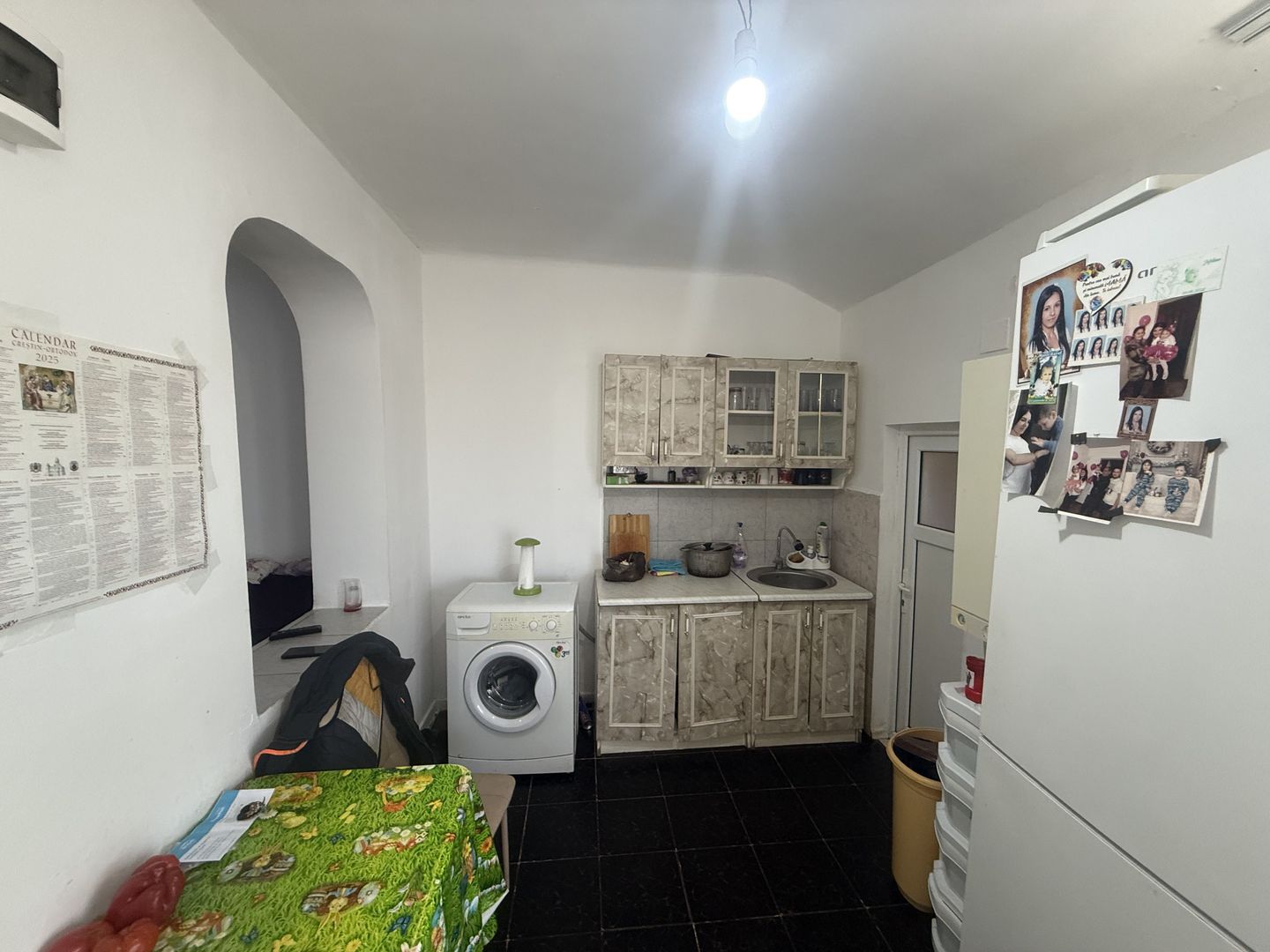 Apartament 2 cam in Vila etaj 1 + pod + curte 34 mp Campina - Poză 8