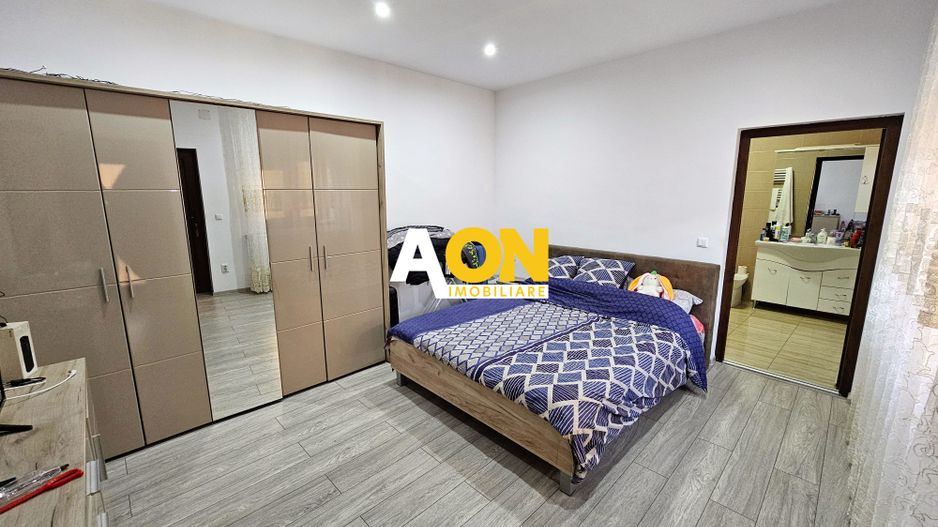 Casă 4 camere, renovată, mobilată, utilată, 410 mp teren, zona Centru - Poză 10