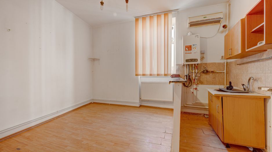 Garsoniera spatioasa in Centrul Vechi - Poză 5
