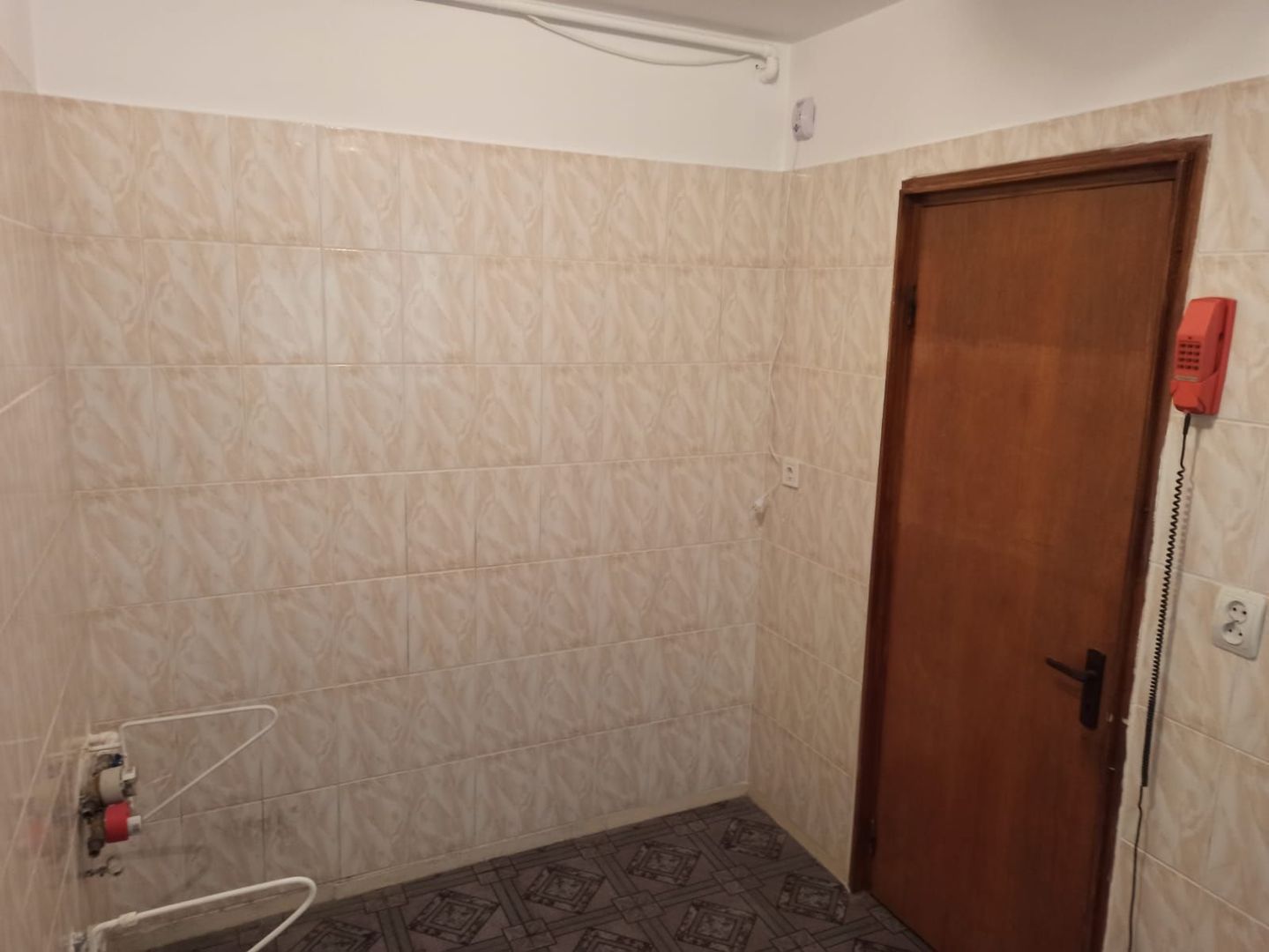 3cam.dec-1baie-disponibil imediat/Bvd Brancoveanu 130-132,sector 4 - Poză 15