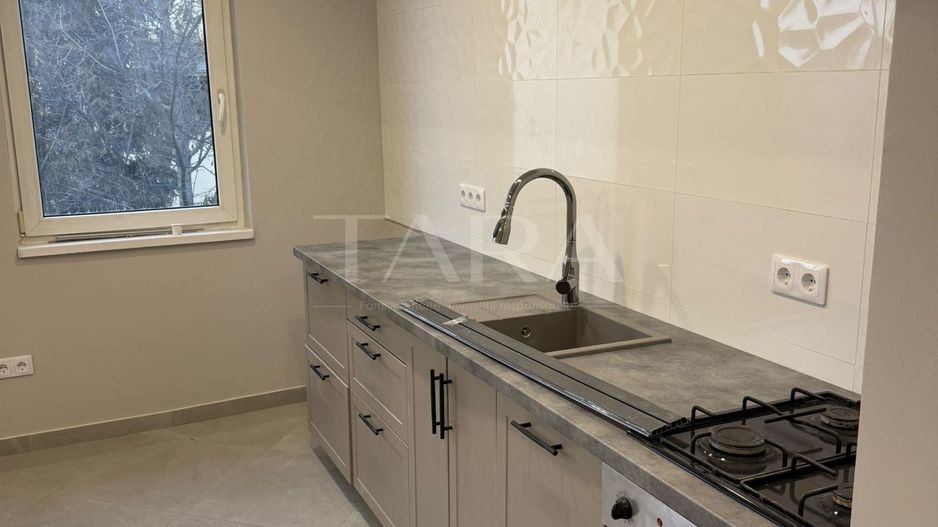 Apartament Modern, 2 Camere – Ultracentral,  Piața Unirii. - Poză 2