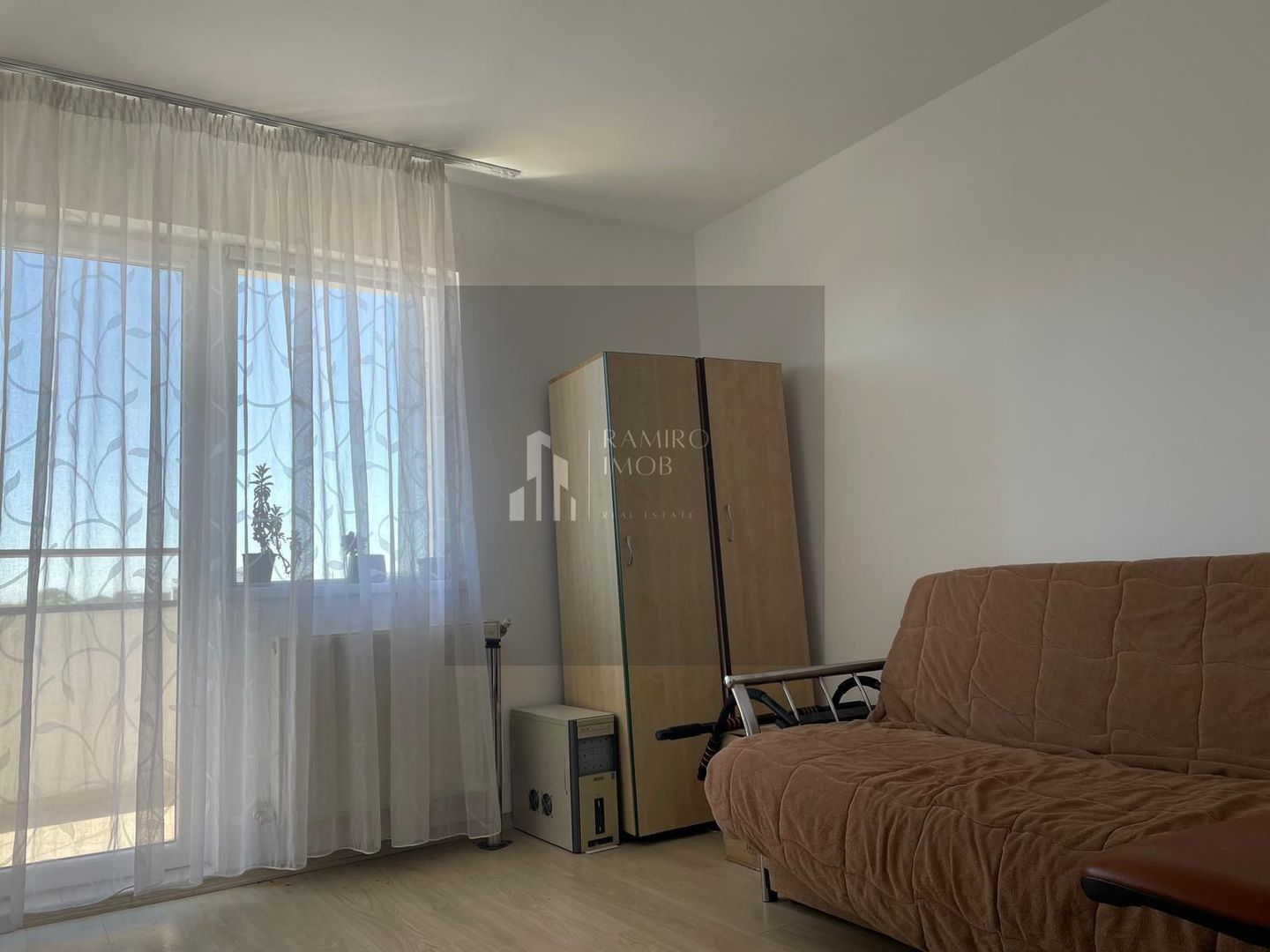 Apartament 3 camere 85mp etaj 3 Aparatorii Patriei - Berceni - Poză 6