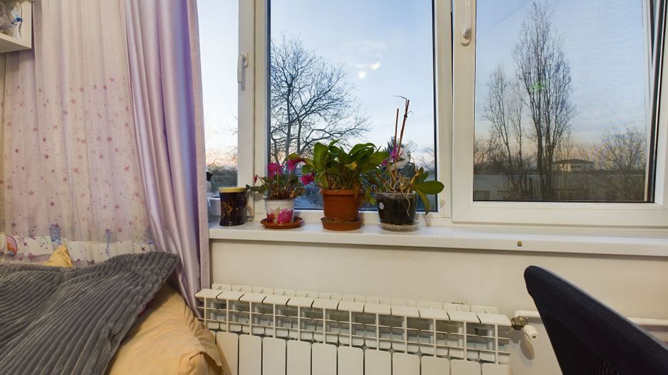 Apartament 3 camere luminos și renovat în zona Apusului - Poză 13