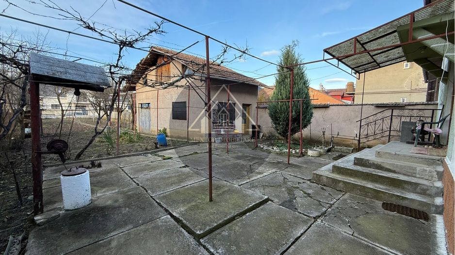 Casa de 5 camere, Semi-Central, Medias - Poză 3