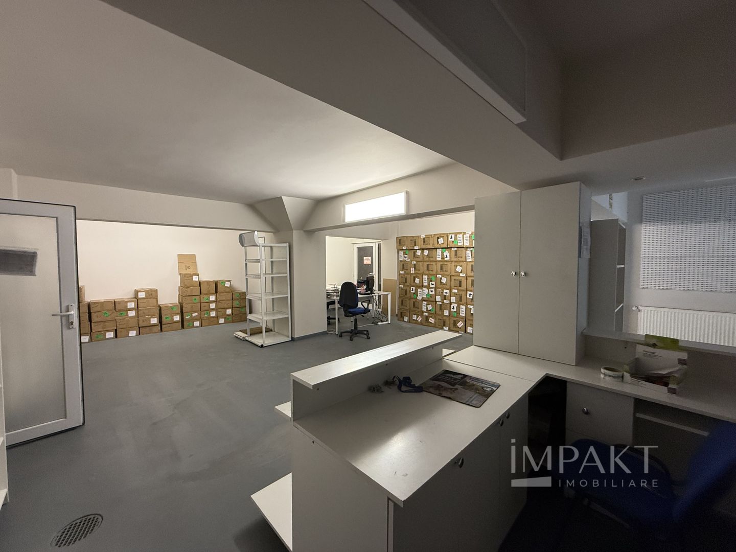 Spatiu de 450 m2 Piata Cipariu, ideal depozit curierat, arhivare, etc - Poză 13