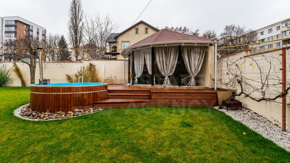 Vânzare, casă, 3 nivele, 300 mp+7,2 ari, str. Chișinău, Cricova - Poză 72