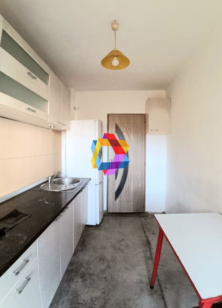 Apartament 3 camere de vânzare Brasov, zona Racadau, 77 mp, Spatii-comerciale-bv - Poză 2