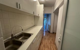 Apartament 3 camere de închiriat - Poză 9