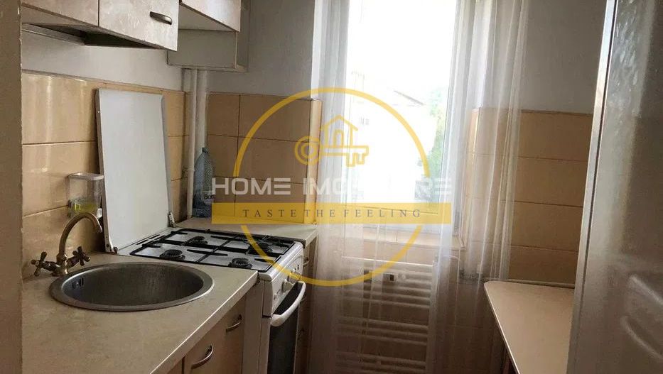 Se vinde Apartament in Alexandru cel bun 3 camere. - Poză 8