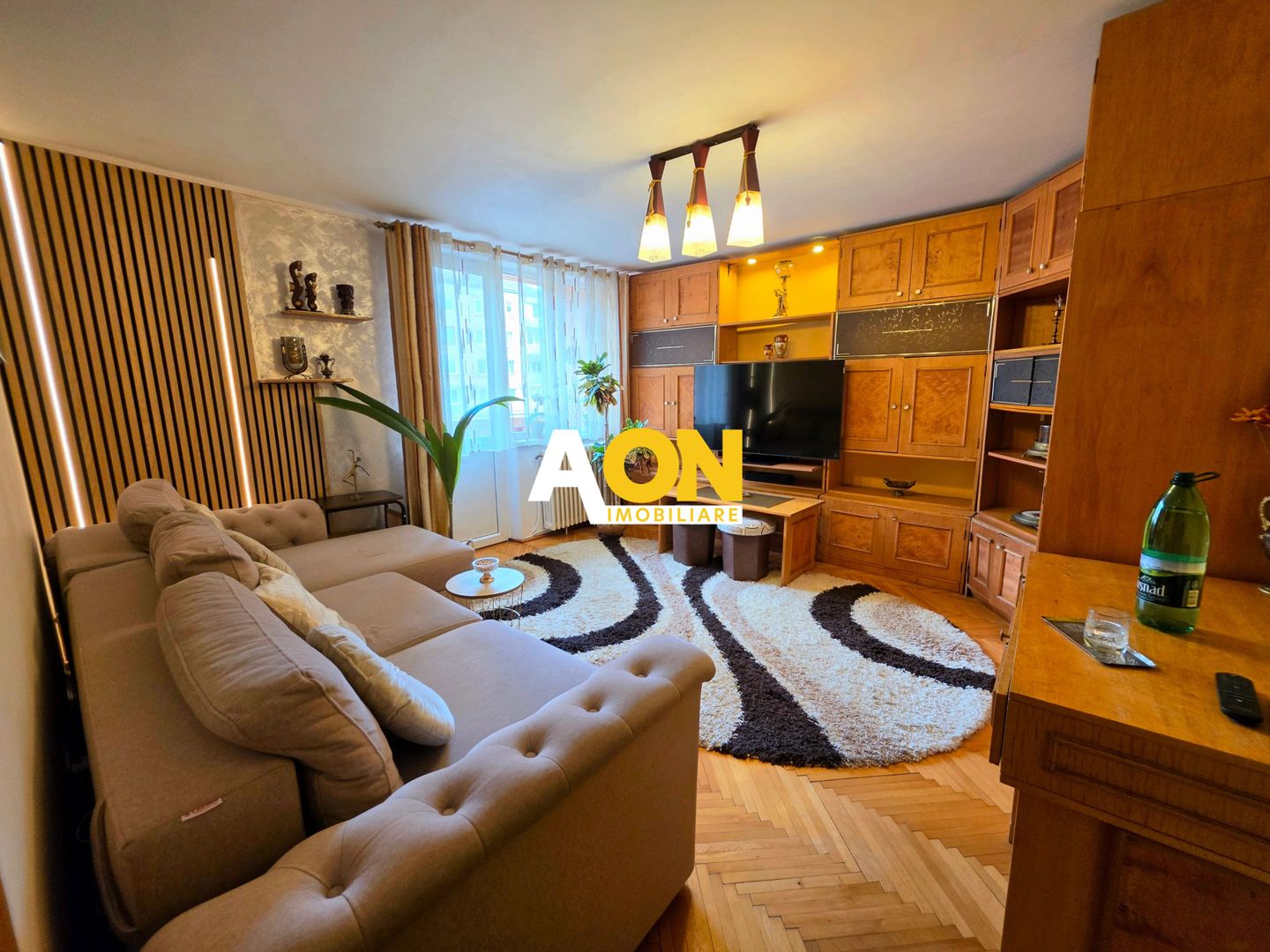 Apartament 2 Camere, Decomandat, Etaj 2, Complet Mobilat si Utilat - Poză 1