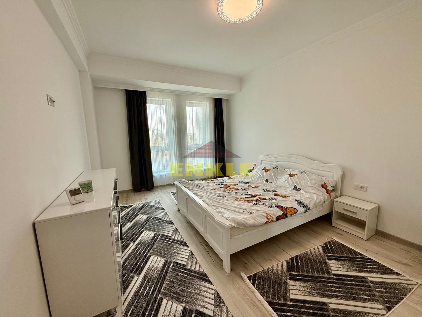 De închiriat apartament 2 camere – zonă centrală - Poză 2