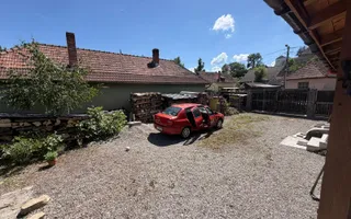 Casă de vanzare 6 camere 220 m² utili cu 376 M² teren la șosea - Poză 28