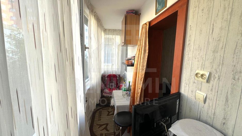 2Decomandate-48mp-Mobilat-Utilat-Centrala-Parcare-Beci-Zona Astra - Poză 6