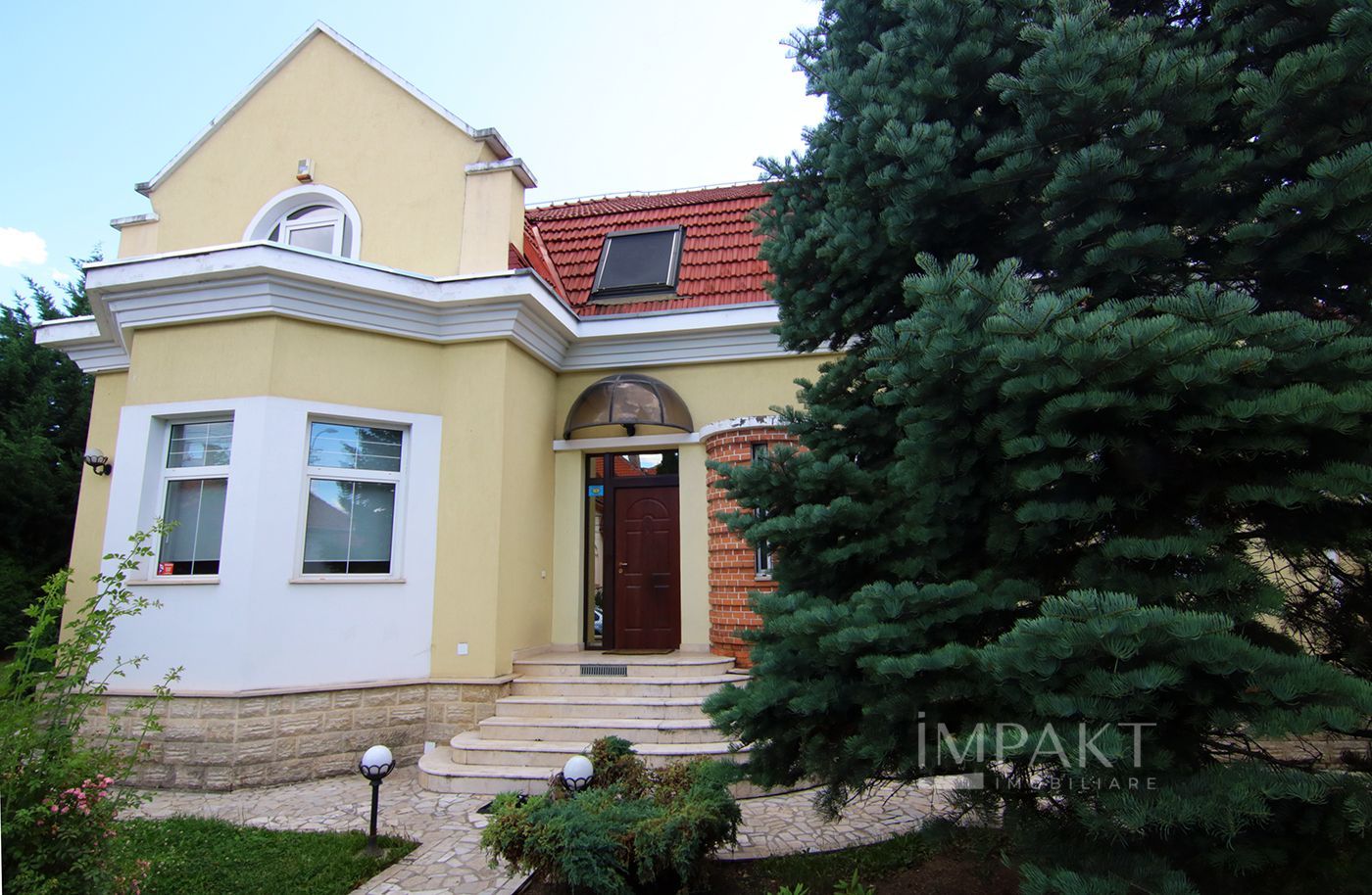 Casa individuala situata la 2 minute de Parcul Engels ! - Poză 3