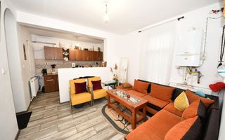 De vanzare casa cu 3 apartamente + anexa 75 mp, Comision 0% - Poză 13