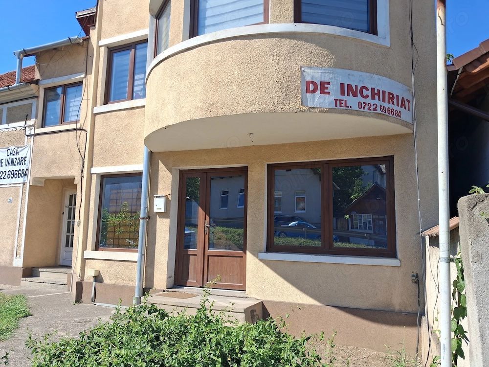 Spatiu central parter plus etaj de inchiriat. Ideal pentru birou, cabinet, fonduri europene - Poză 1