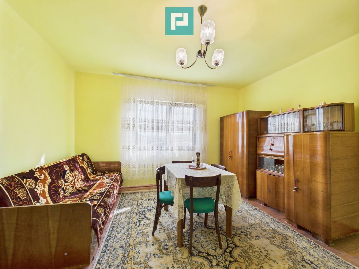 Casă cu teren de 4707 mp în Hălmăgel, județul Arad - Poză 3