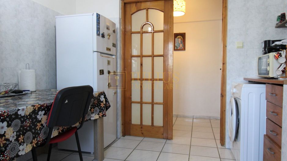 3 camere, clima, bloc anvelopat, Str. Cosminului - Girocului. - Poză 20