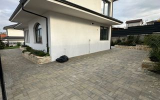 Casa superba de vanzare, situata intr-o zona aerisita a Dezmirului! - Poză 13