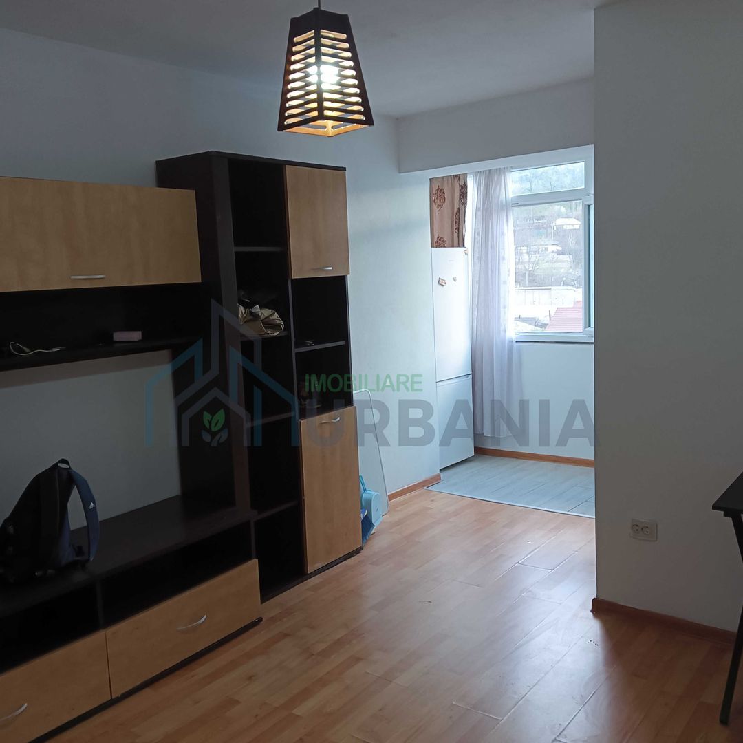Garsonieră 24 mp, Galata, Bloc M7, Etaj 3/4, Apartament de colț, 47.500 EUR - Poză 2