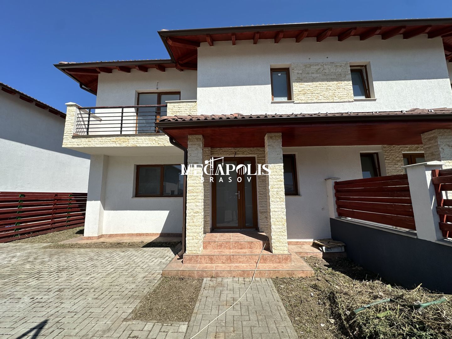 Intrarea in Sanpetru / Cartier Privat / Credit - Poză 9