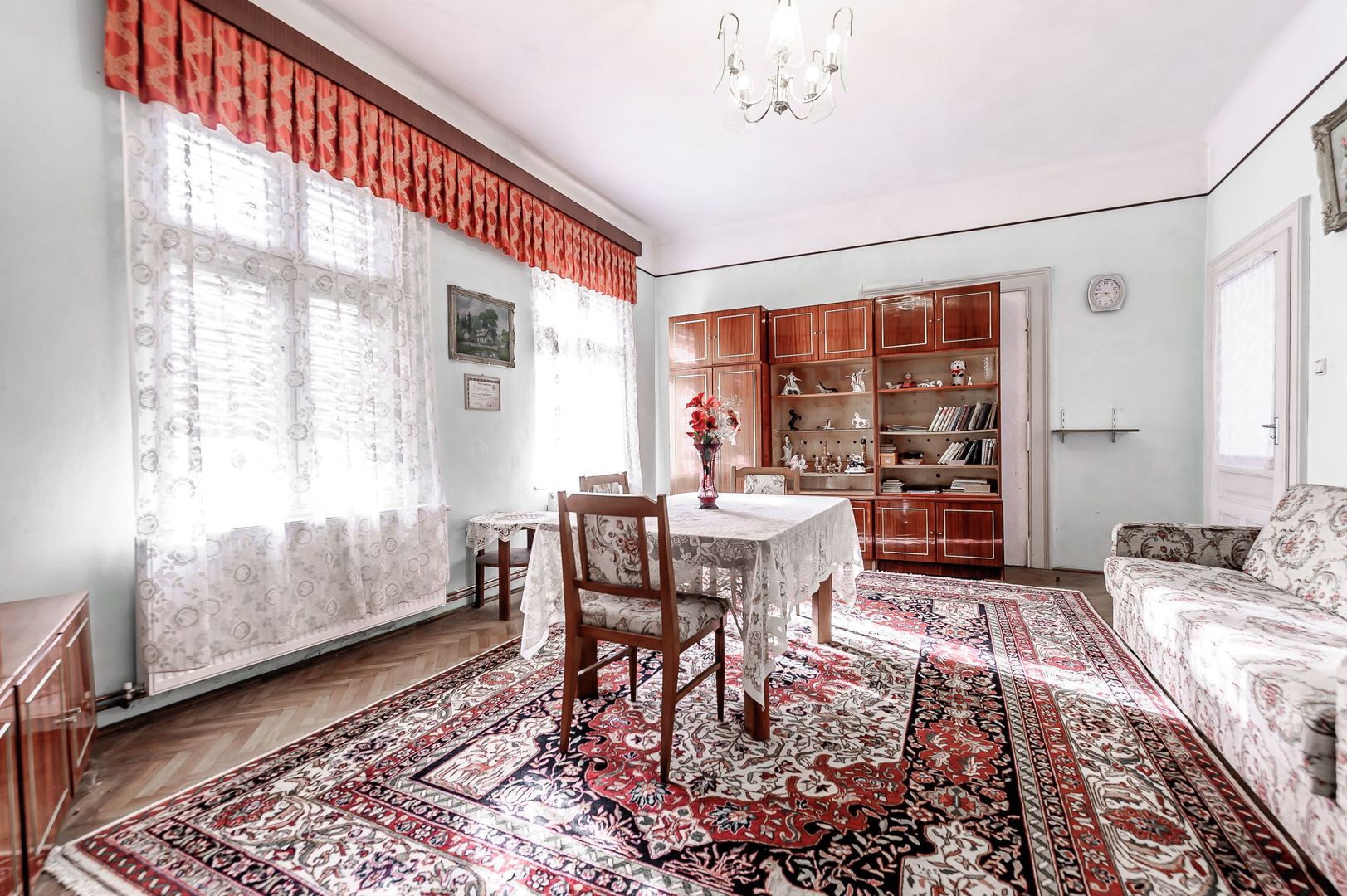 Apartament la casa cu 3 camere și Garaj - Poză 3
