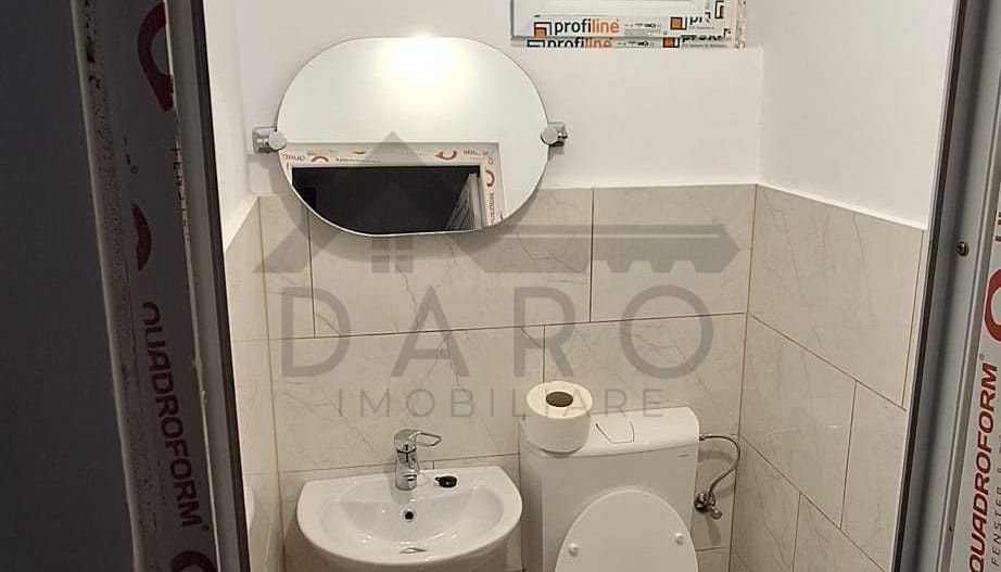Închiriez spațiu comercial în centrul din Cristești – 75 mp - Poză 4