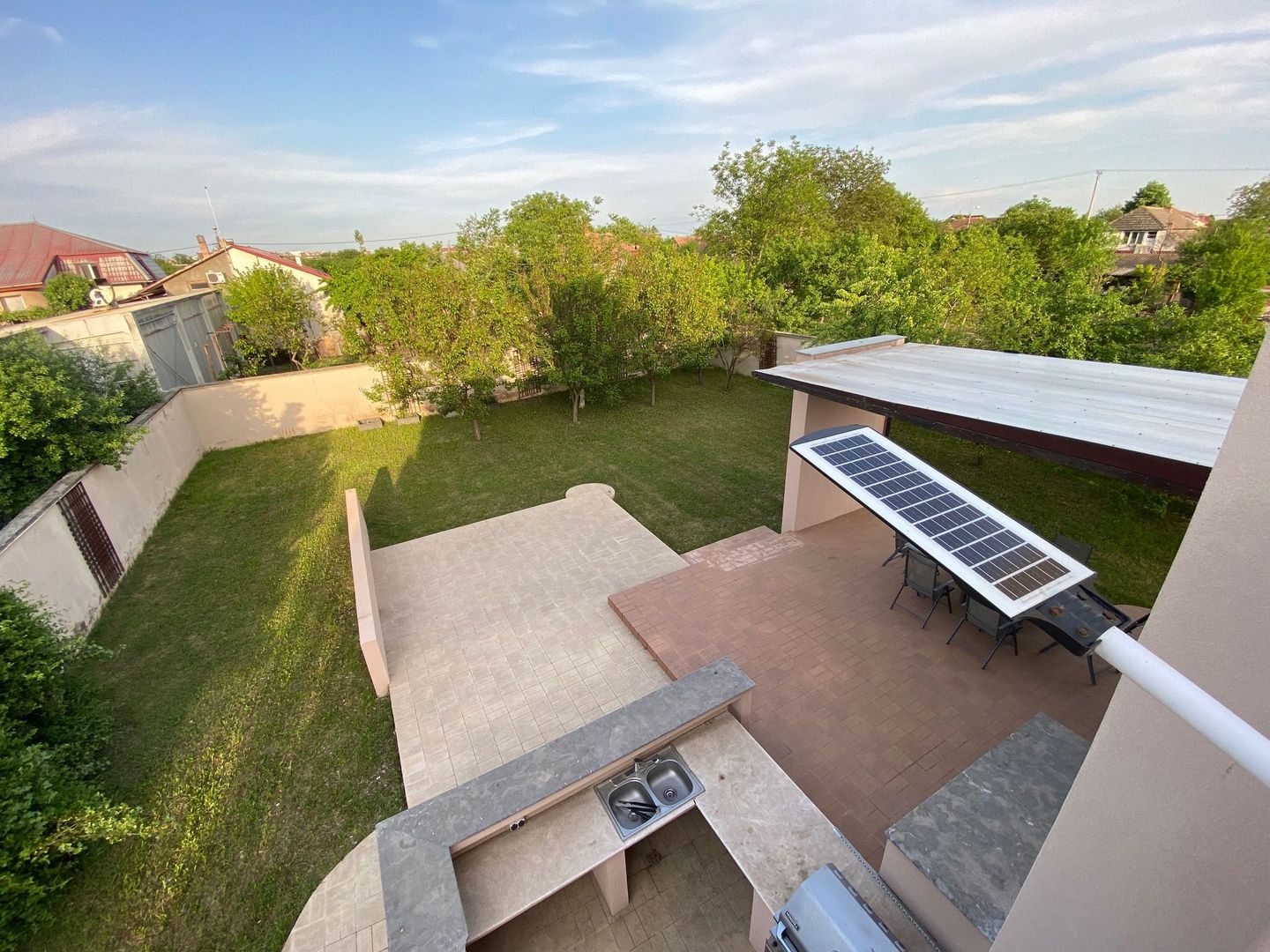 VILA CU 5 CAMERE zona Mircea Cel Batran - Poză 2