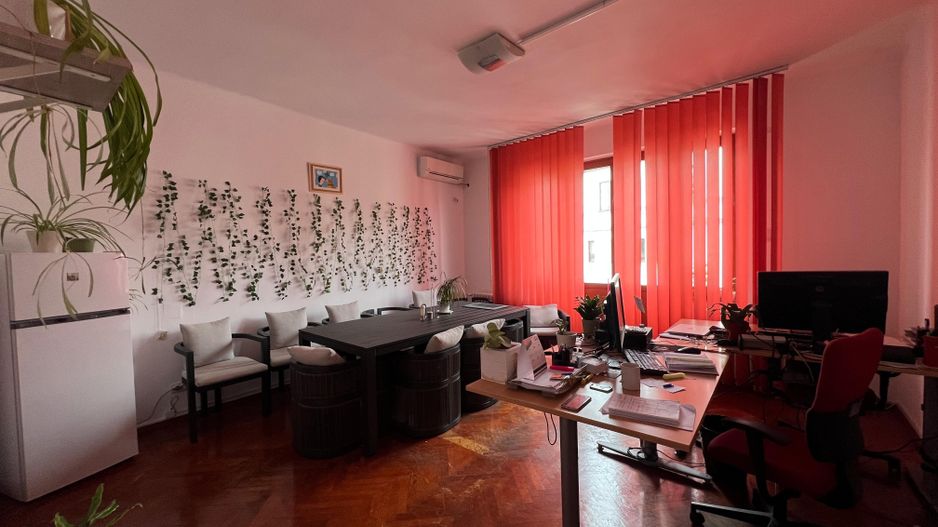 Vilă de Prestigiul în Inima Cartierului Cotroceni – Strada Clunet - Poză 4