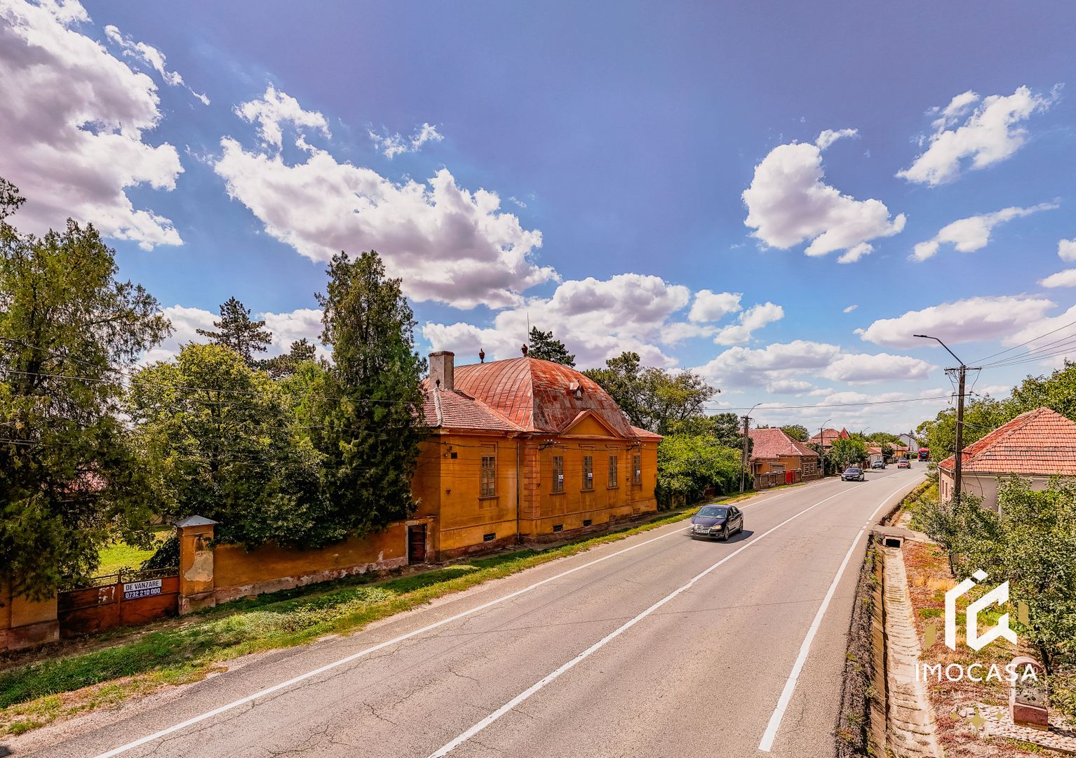 Vila Conac boieresc contelui Fabia 1920 de vânzare Păuliș Arad 2,4 ha - Poză 4