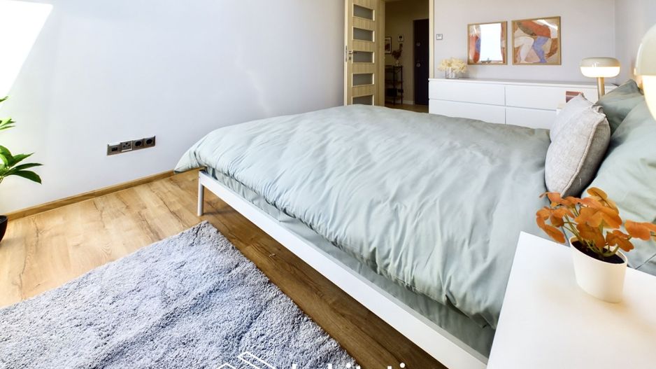 Apartament 2 camere, et 3- vis urban la cheie, zona Mircea Cel Bătrân - Poză 4