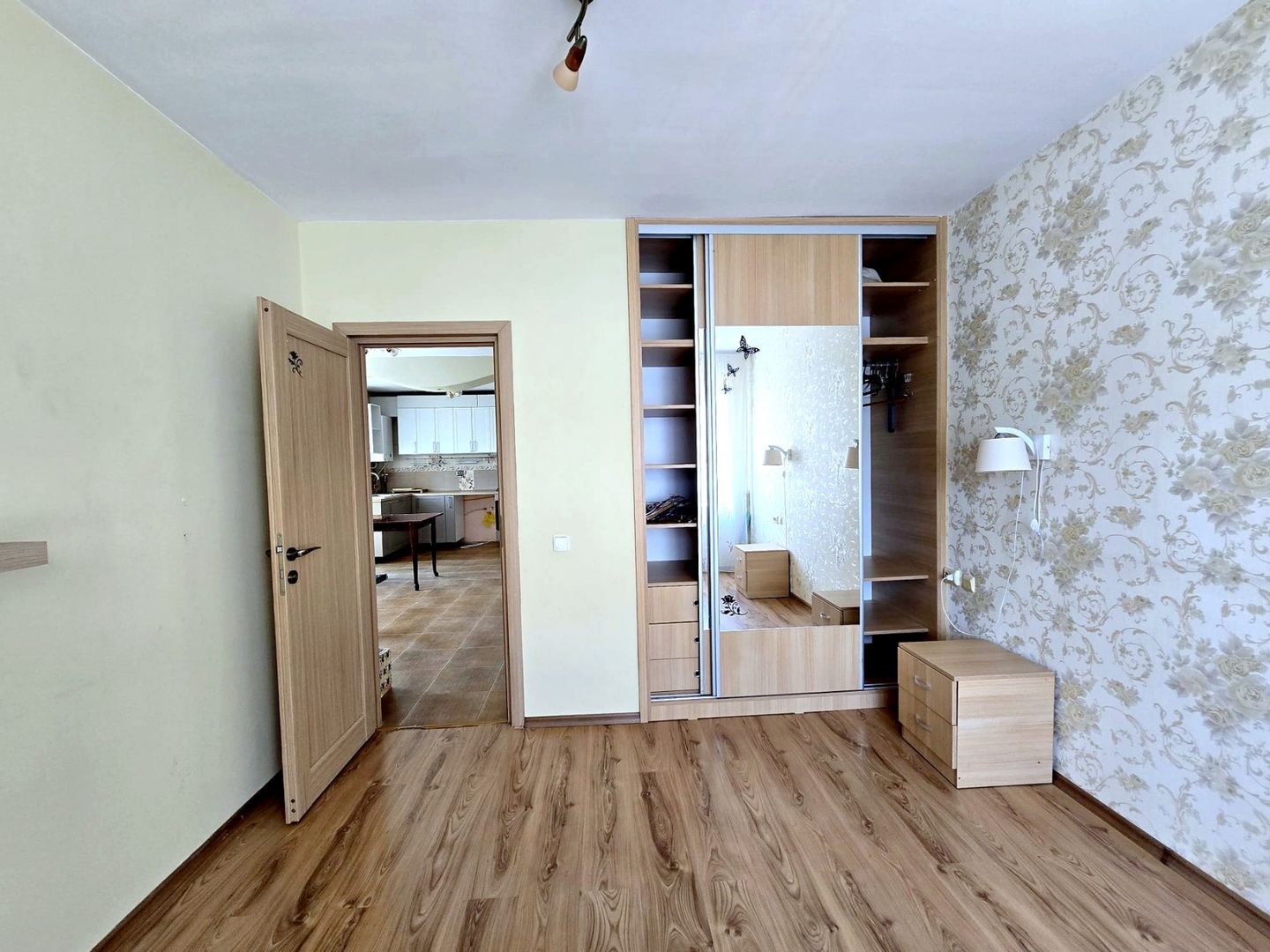 Apartament cu 3 camere de vânzare, parcare– Șesul de Sus, Florești - Poză 4