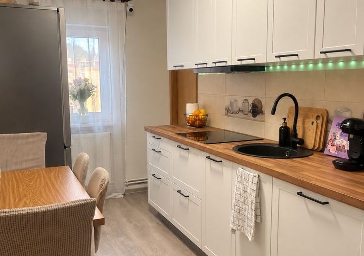 Apartament 3 camere 66 mp utili,balcon,etaj 3/4,parcare,boxă-Astra - Poză 5