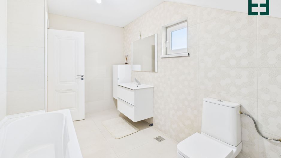 Casă nouă cu 5 camere - Localitatea Păuliș - DEVA - Poză 22