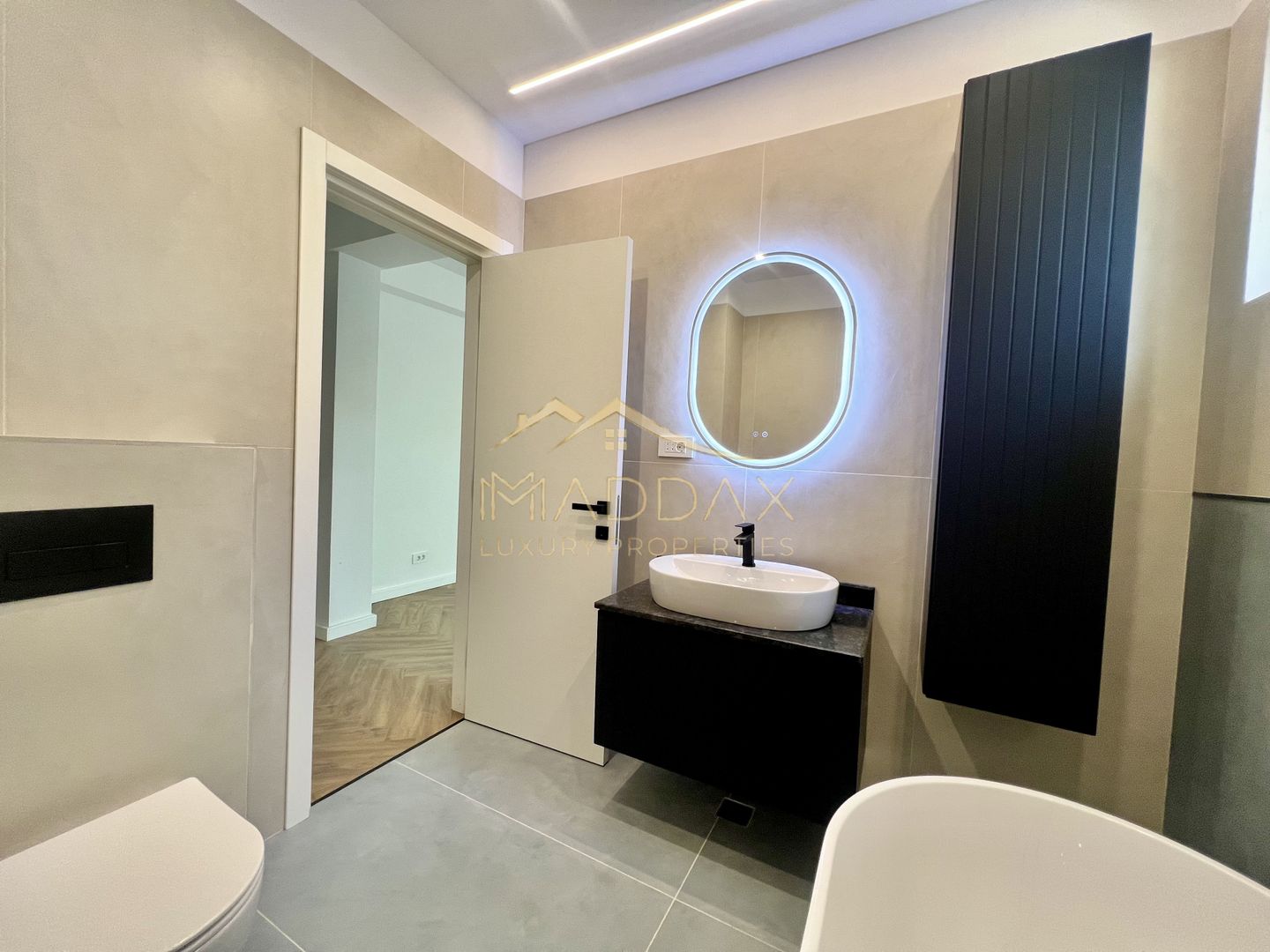 Vilă **6 camere  **451mp // Zona Iancu Nicolae - Poză 84