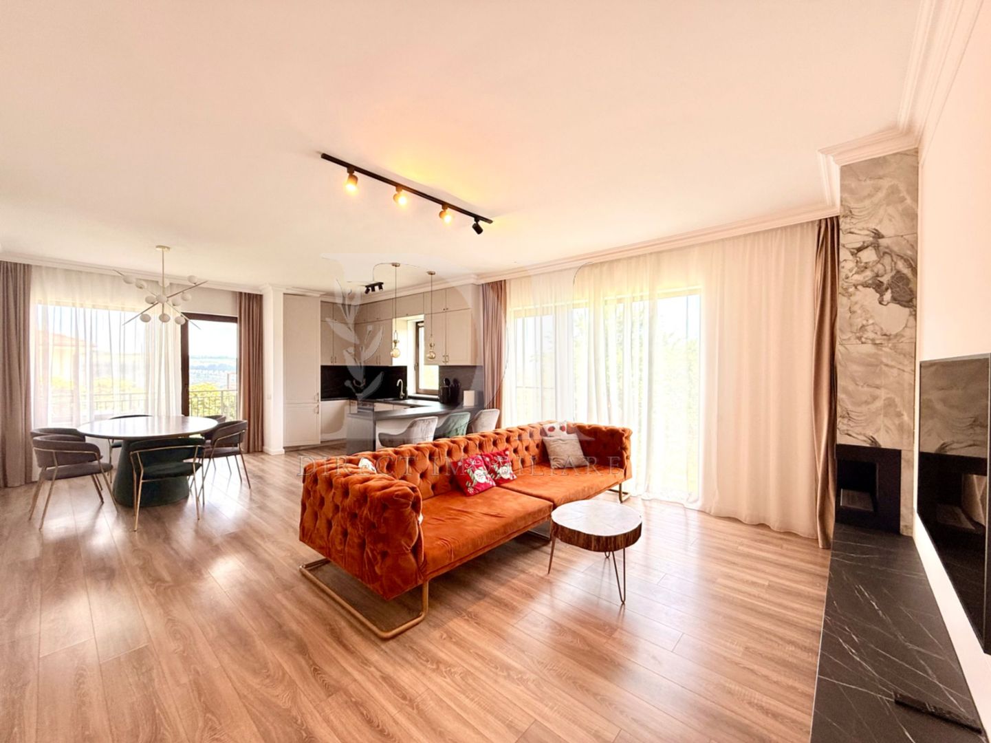 Duplex ultramedern de inchiriat / Zona Vivo - Poză 1