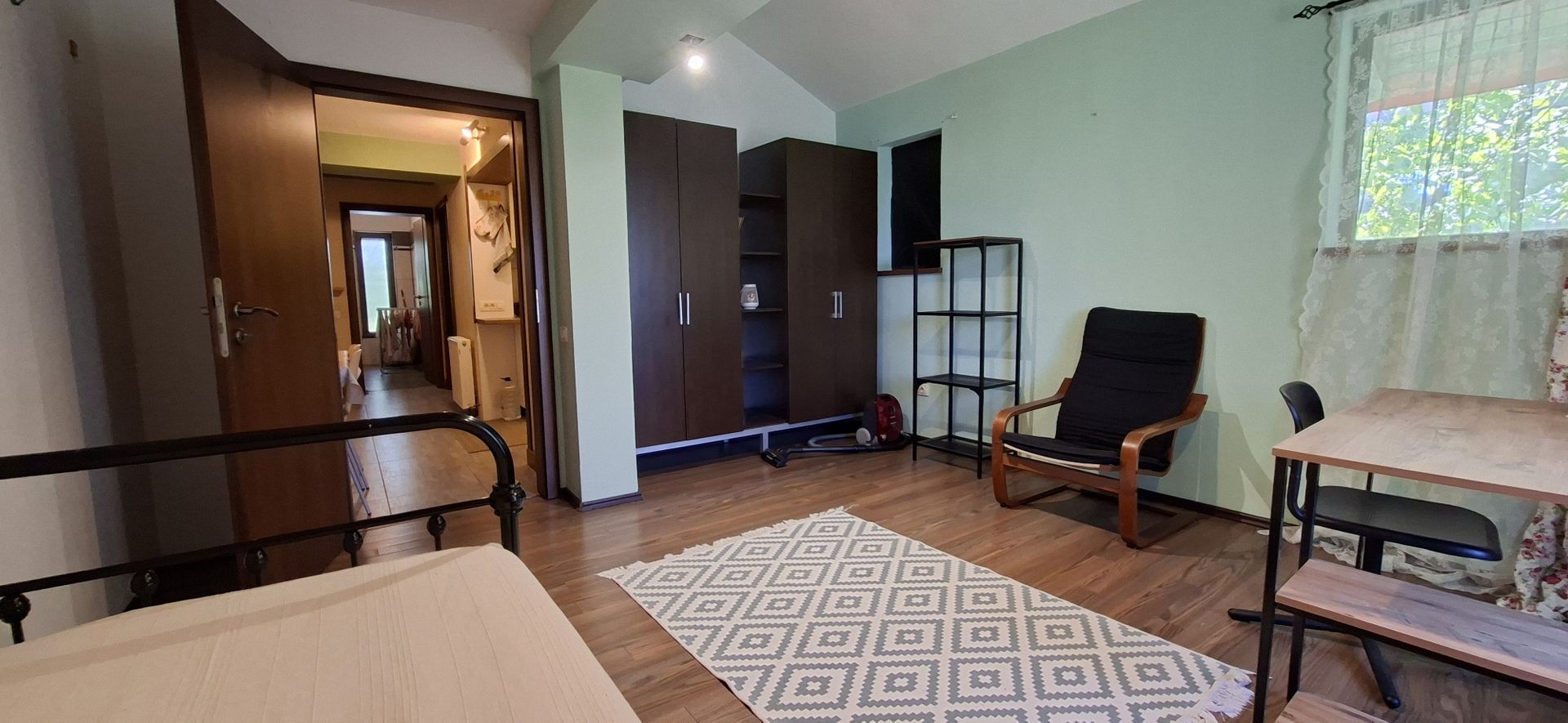 Vila individuala cu curte generoasa - Poză 37