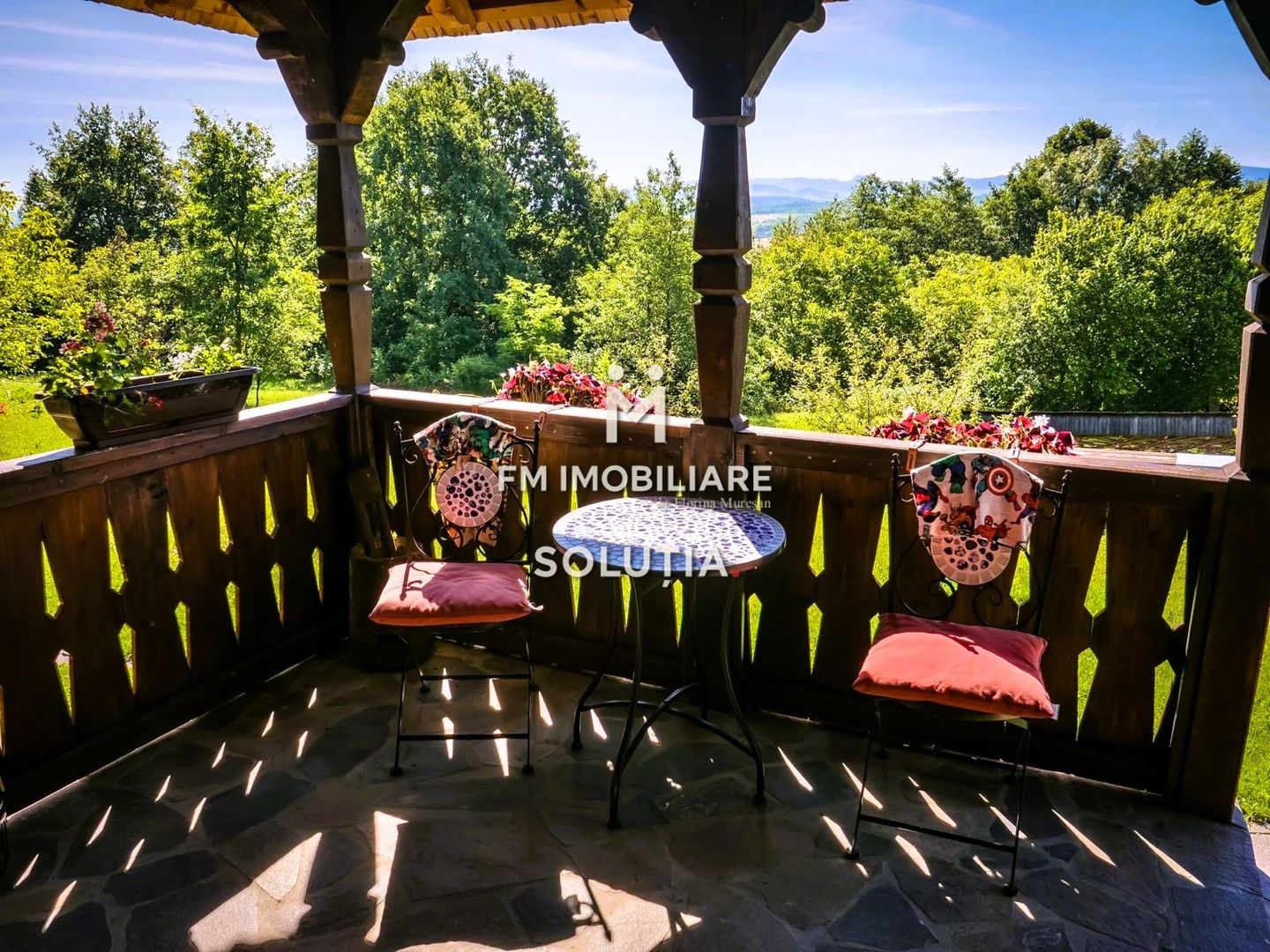 Pensiune agroturistică: 3 case tradiționale + teren în Desești - Poză 8