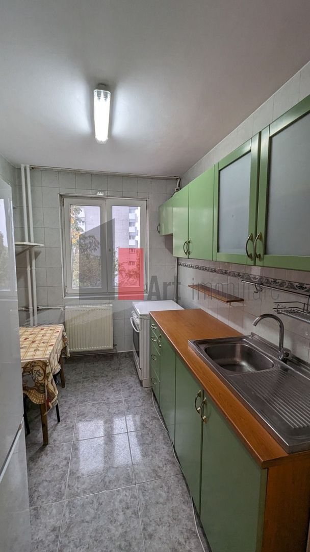 Apartament cu 3 camere in zona Bucurestii Noi/Parc Bazilescu - Poză 9