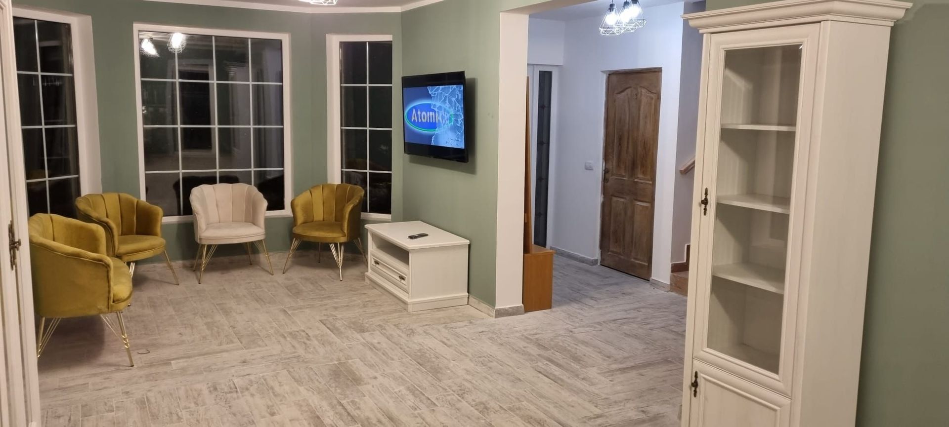 De inchiriat, vila noua - Bariera  Traian - Lacul Brates - Poză 12