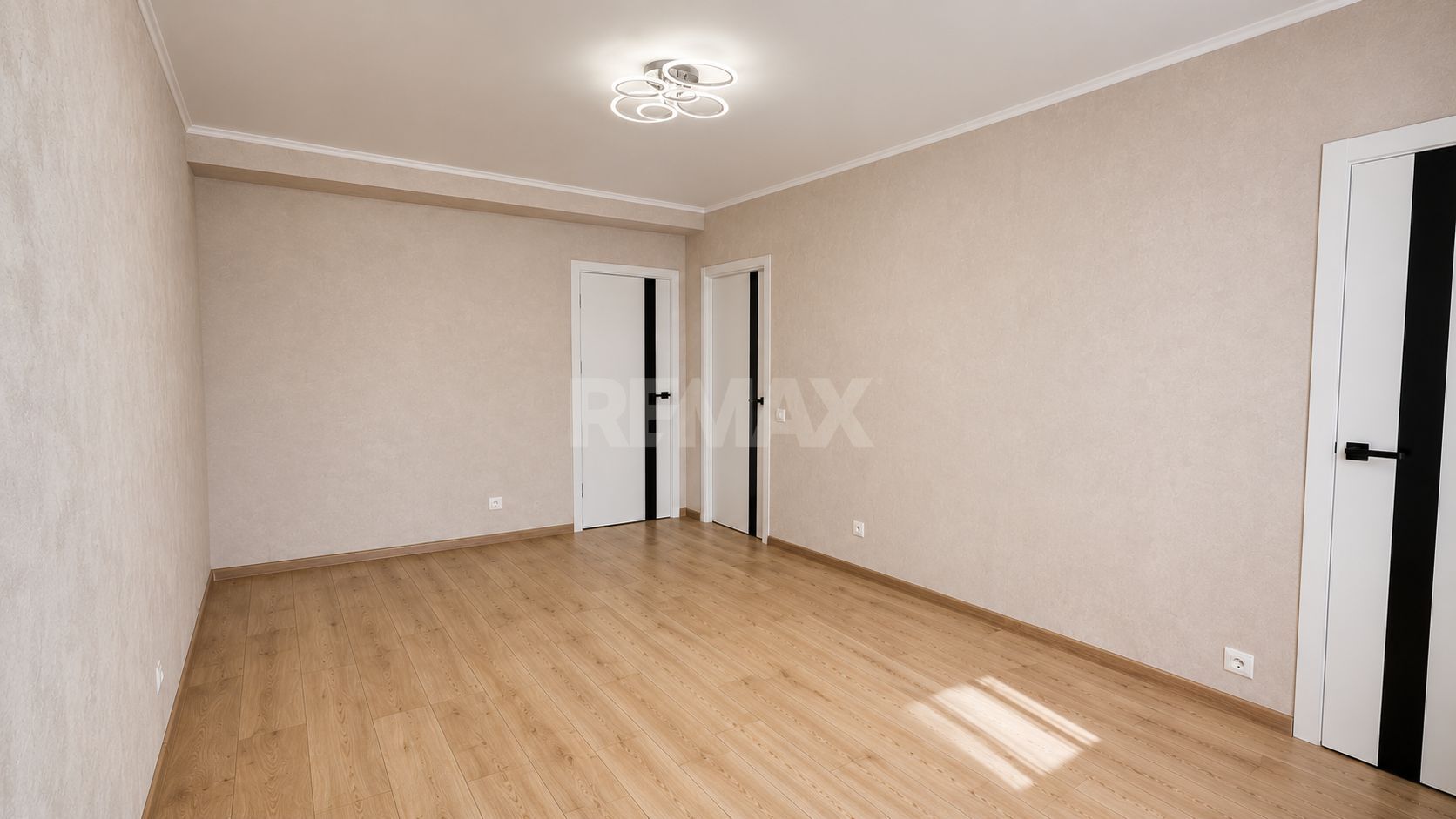 Apartament cu 2 camere, Ciocana, Chișinău - Poză 2